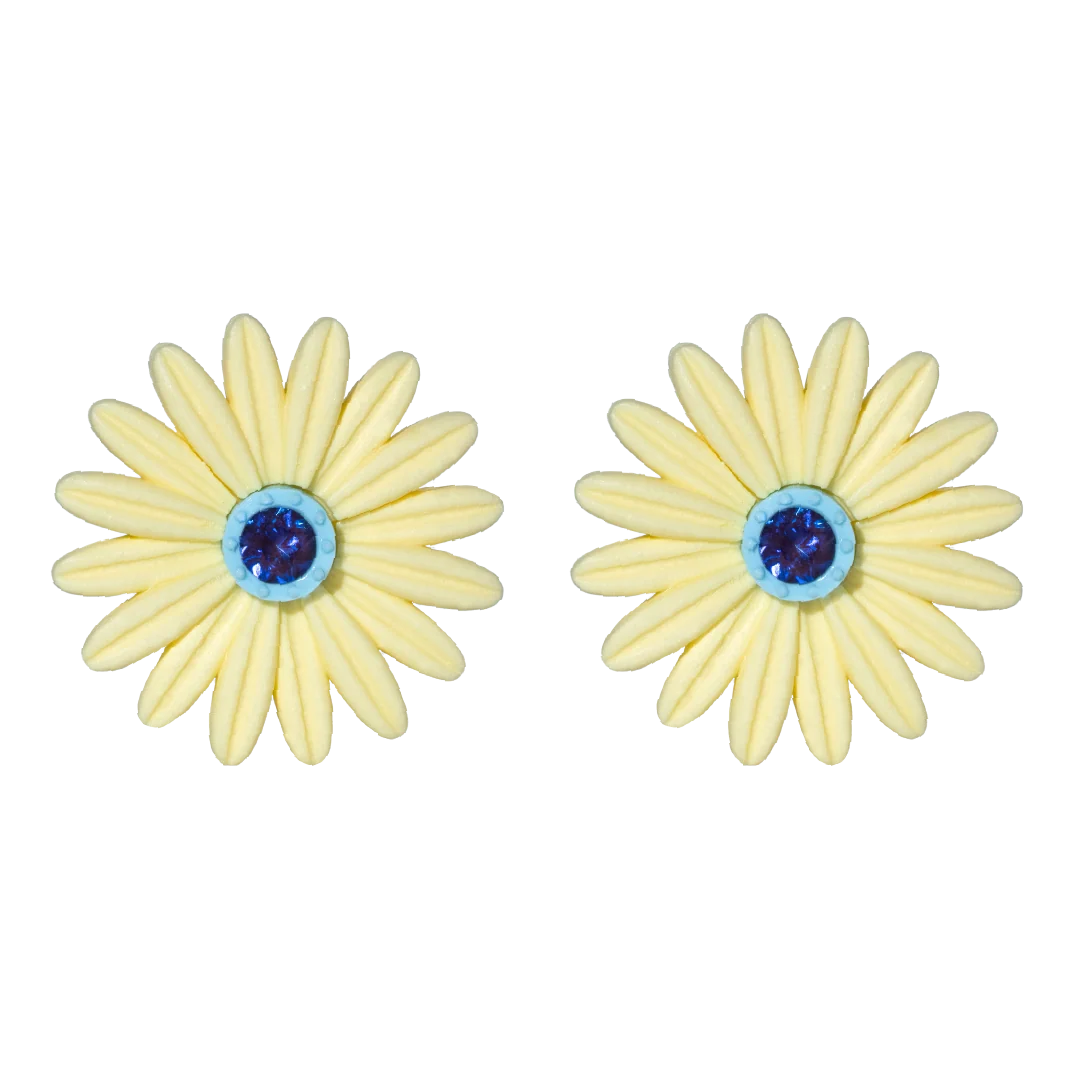 Maxi Daisy Studs