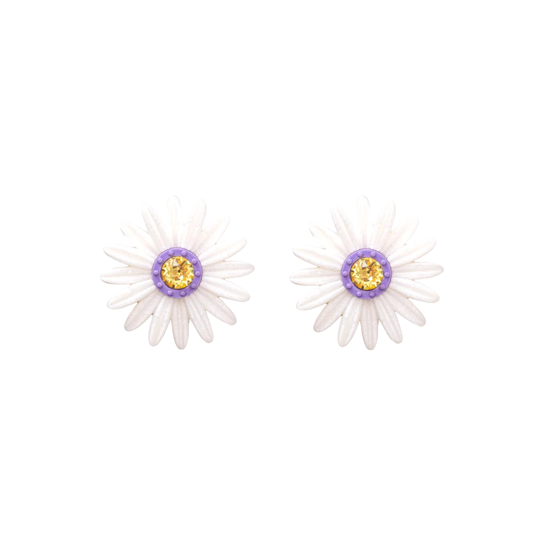 Medium Daisy Studs
