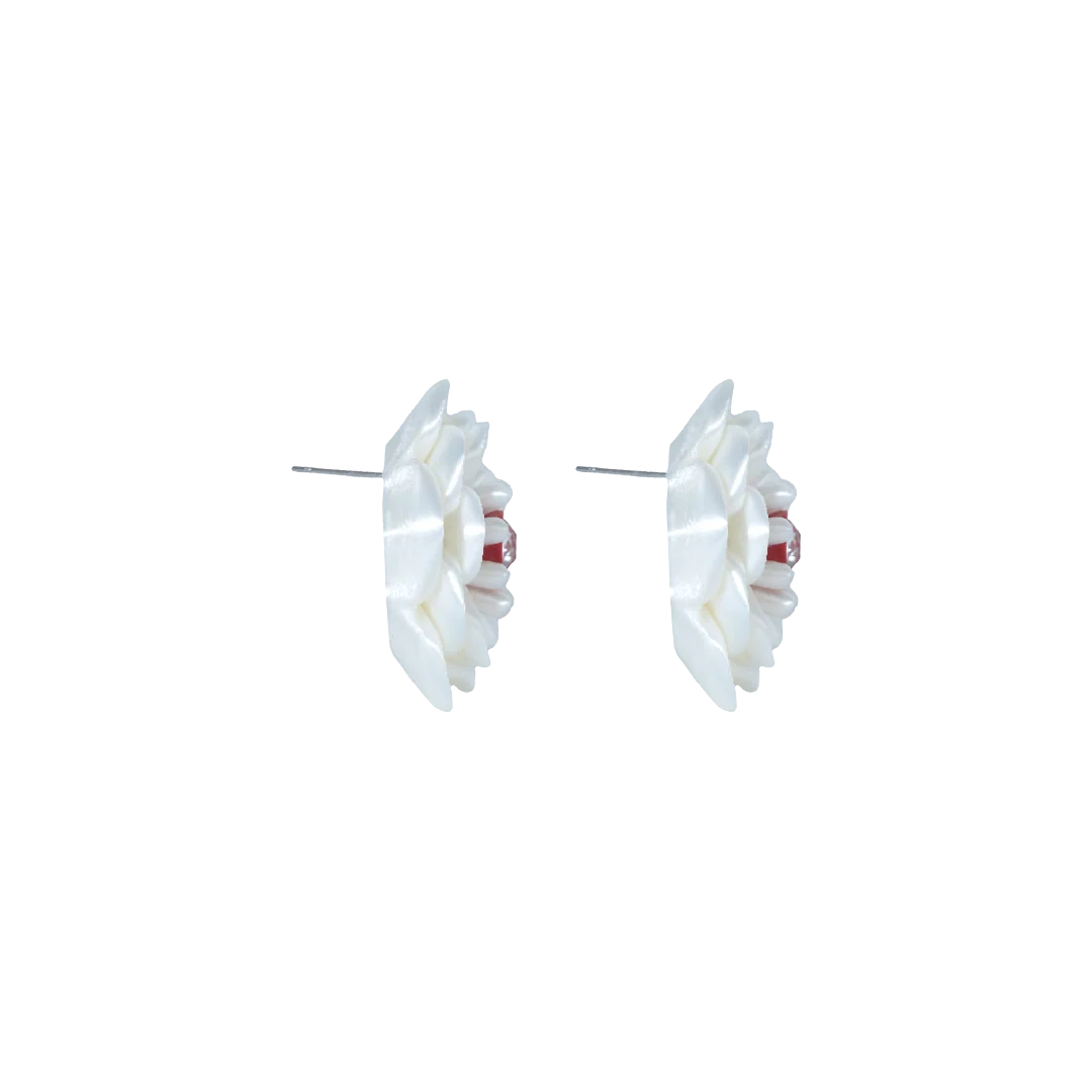 Magnolia Studs