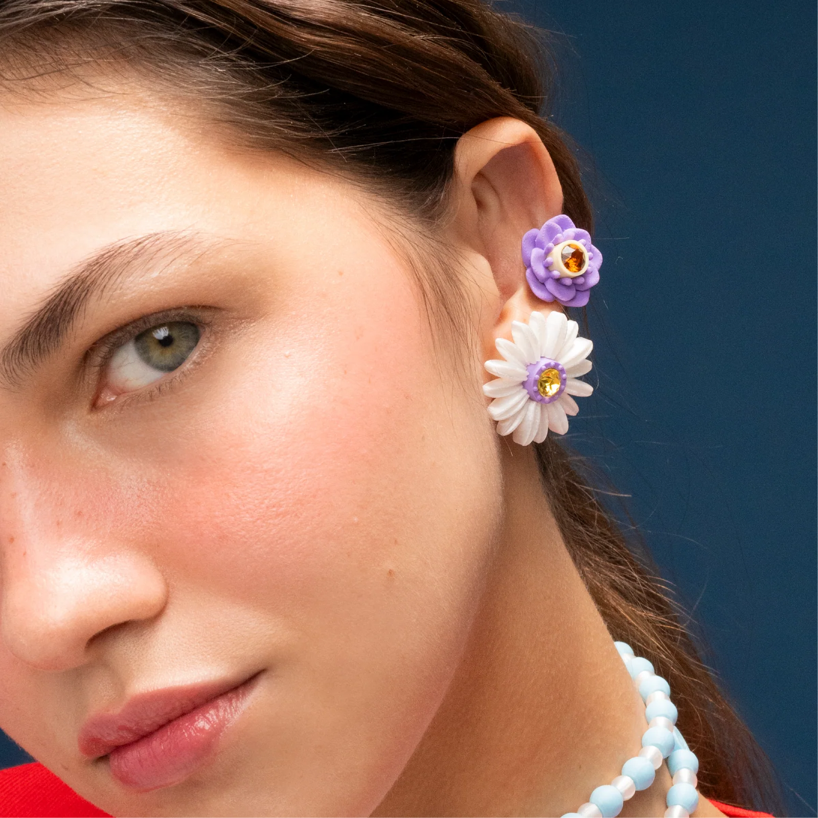 Medium Daisy Studs